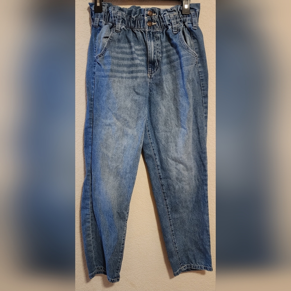 SO Mom Jeans